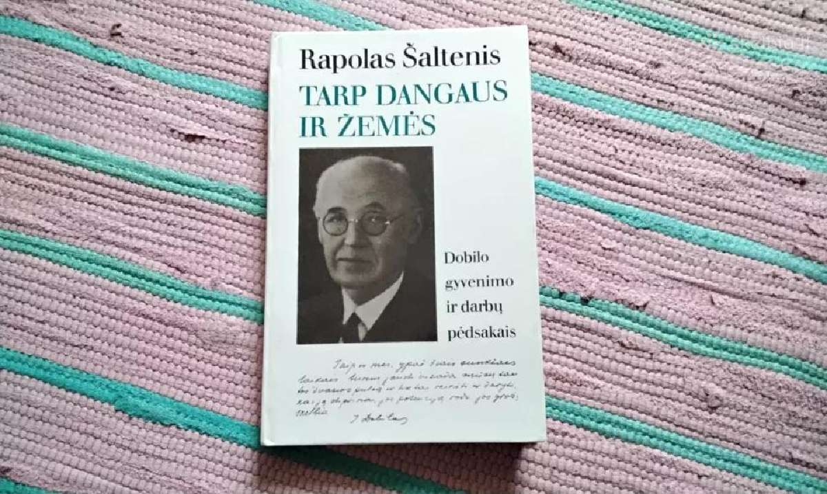 Tarp dangaus ir žemės. Dobilo gyvenimo ir darbų pė