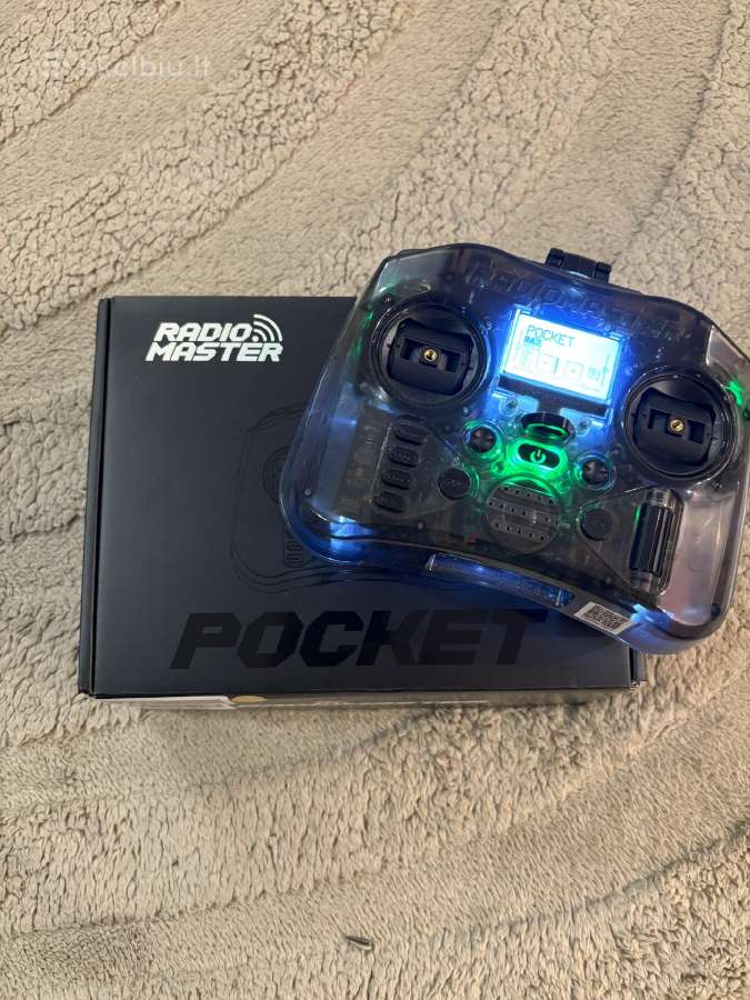 Radiomaster pocket controller + 2 batteries