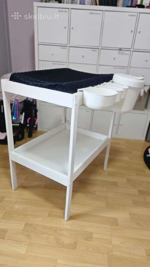 Ikea vystymo stalas baltas