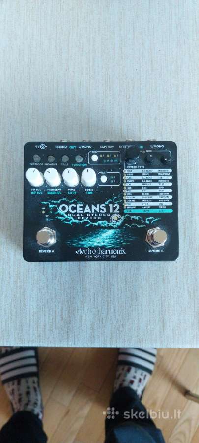 Electro harmonix oceans 12 reverb