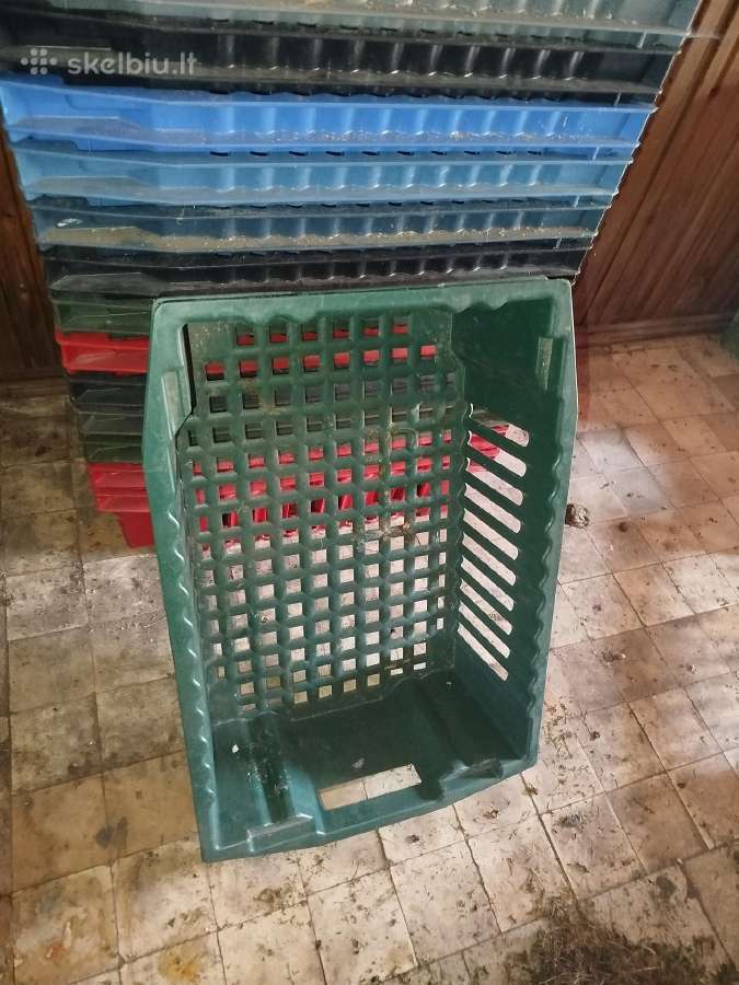 Plastikinės dėžės
