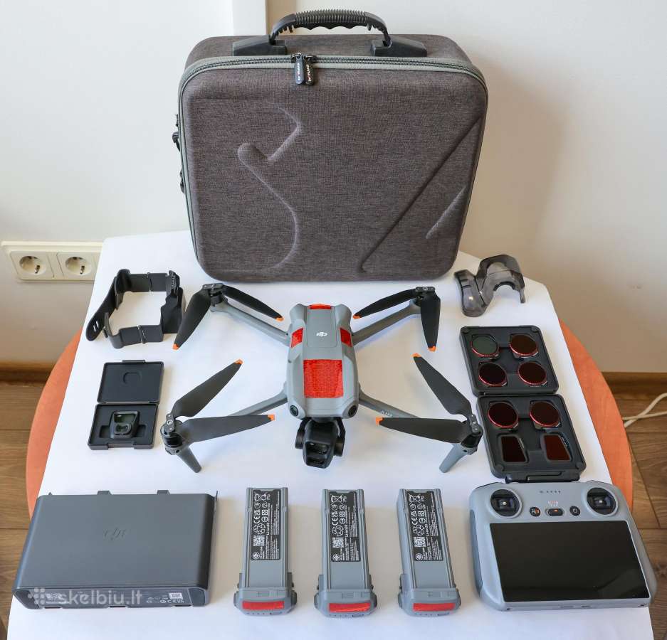Parduodamas Dji Air 3 fly more combo + priedai
