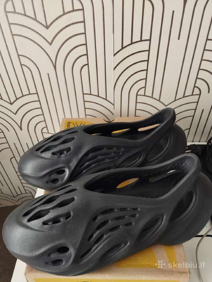 Nauji Adidas Yeezy Foam Rnr Onyx