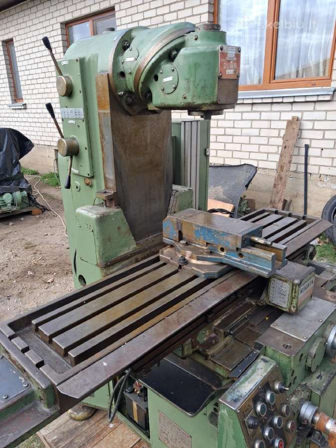 Metalo frezavimo staklės Niigata 2 Umb - nuotraukos Nr. 2