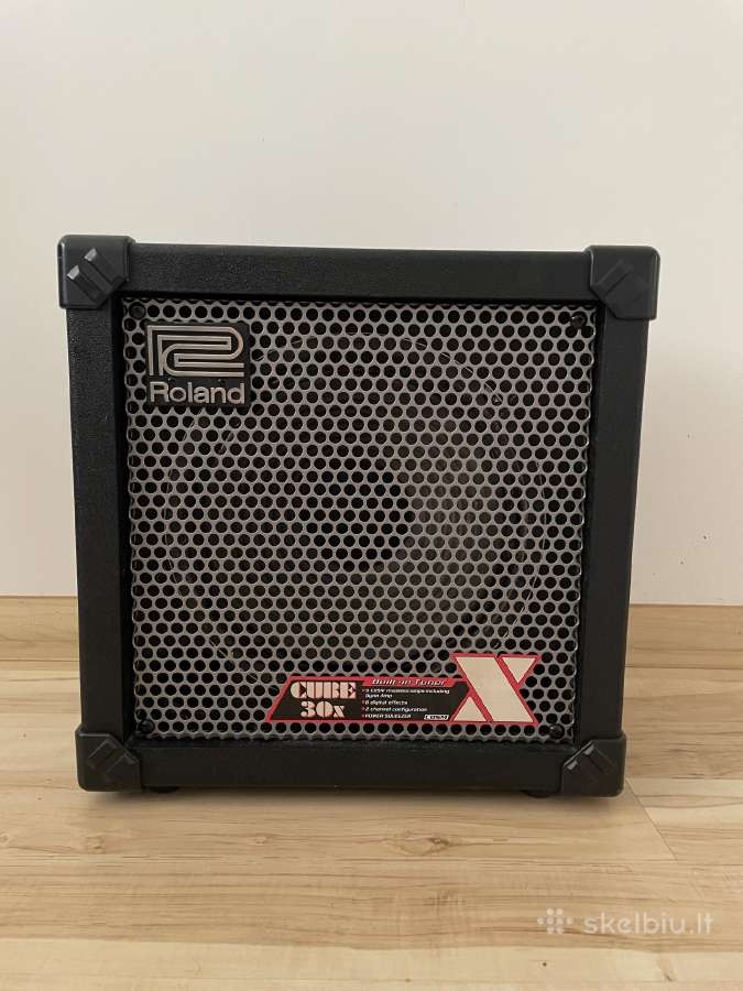 Roland cube 30x