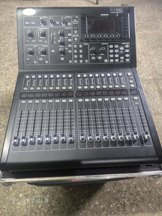 Midas M32r Live + deklas