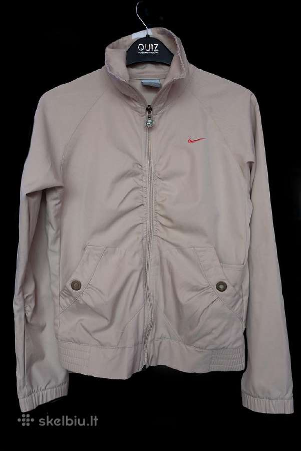 Sportinis Nike svarkelis - striukė