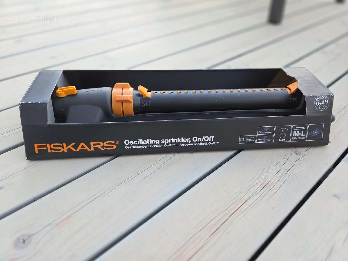 Fiskars 1027028 water sprinkler Oscillating water