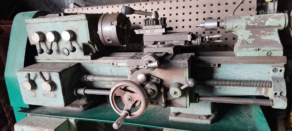 Tekinimo stakles TB-4