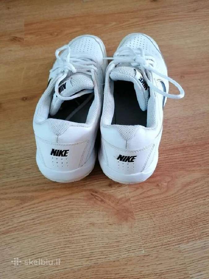 Balti Nike kedai - nuotraukos Nr. 6