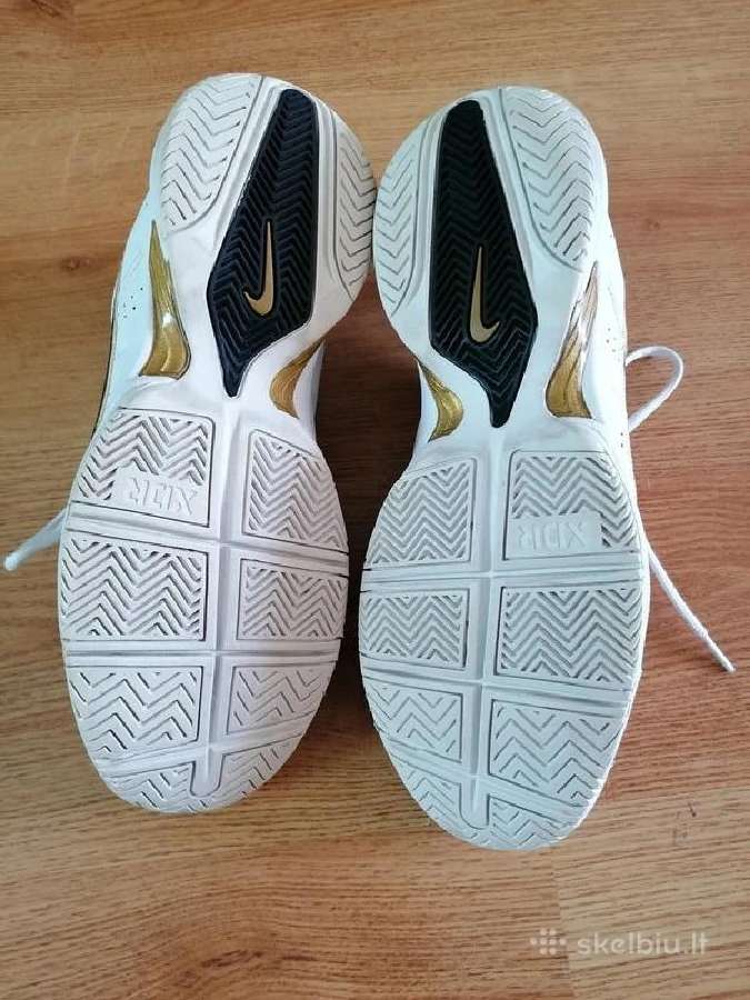 Balti Nike kedai - nuotraukos Nr. 5