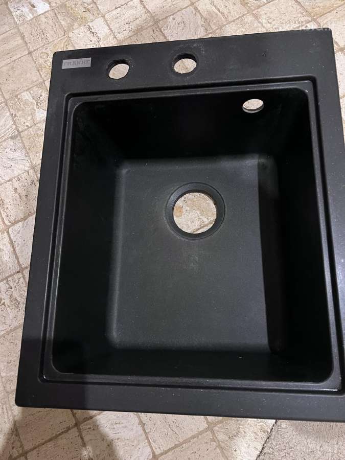Parduodama virtuvės kriauklė