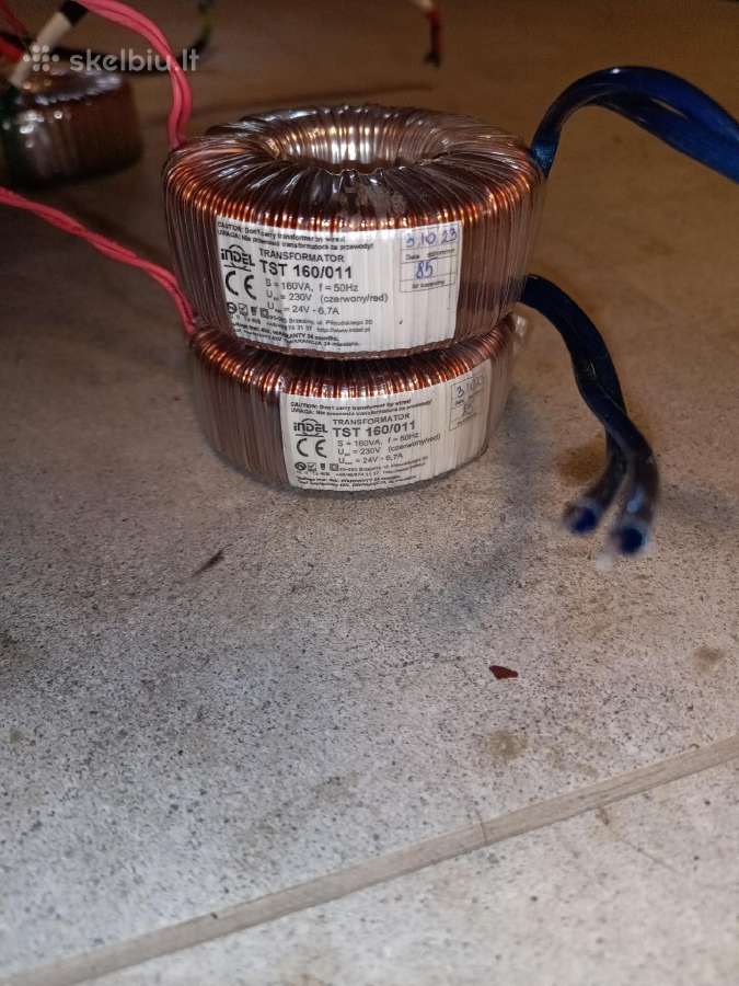 Transformatoriai tor. 30 eu už abu ,230v160w24v