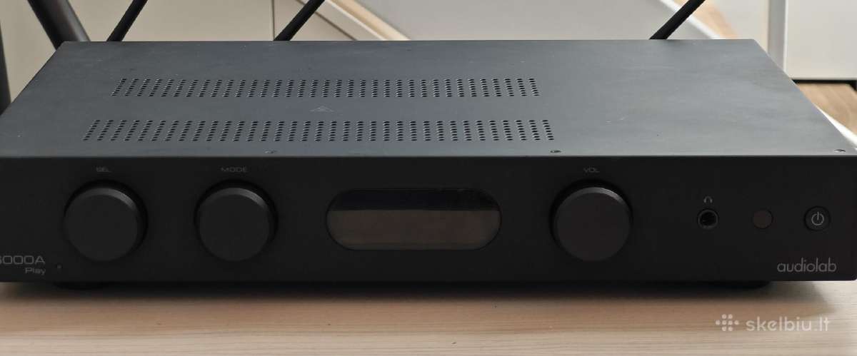 Audiolab 6000a play amp pre amp streamer