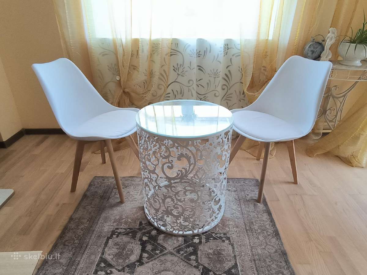 Skandinaviško stiliaus kėdės