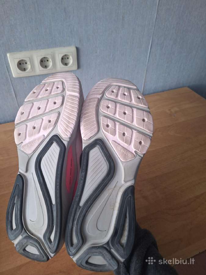 Nike structure plus