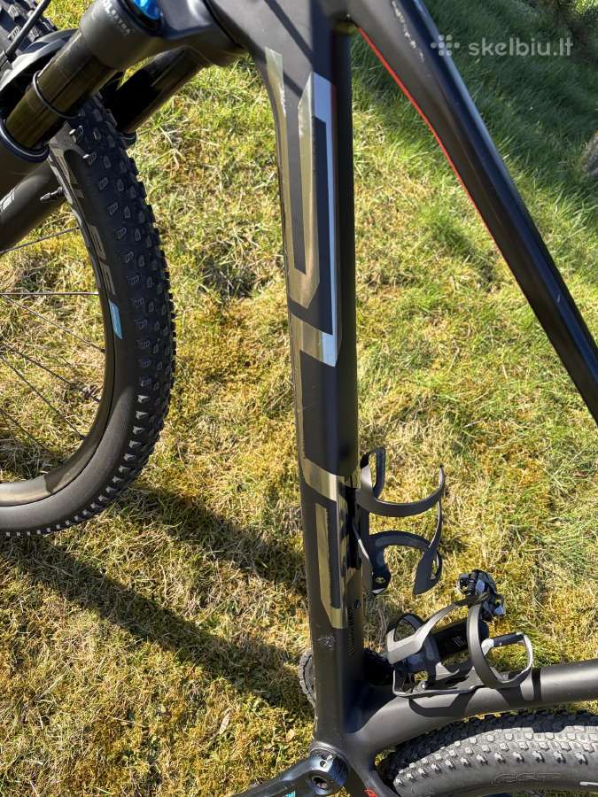 MTB dviratis