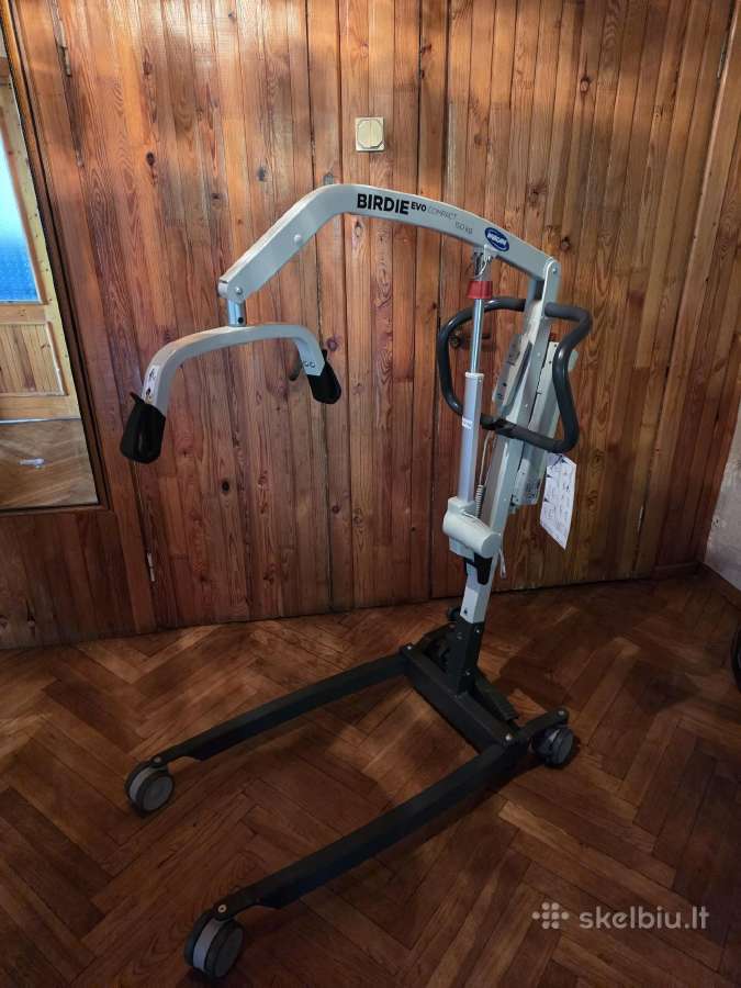 Neįgaliųjų mobilus perkėlimo keltuvas su diržu