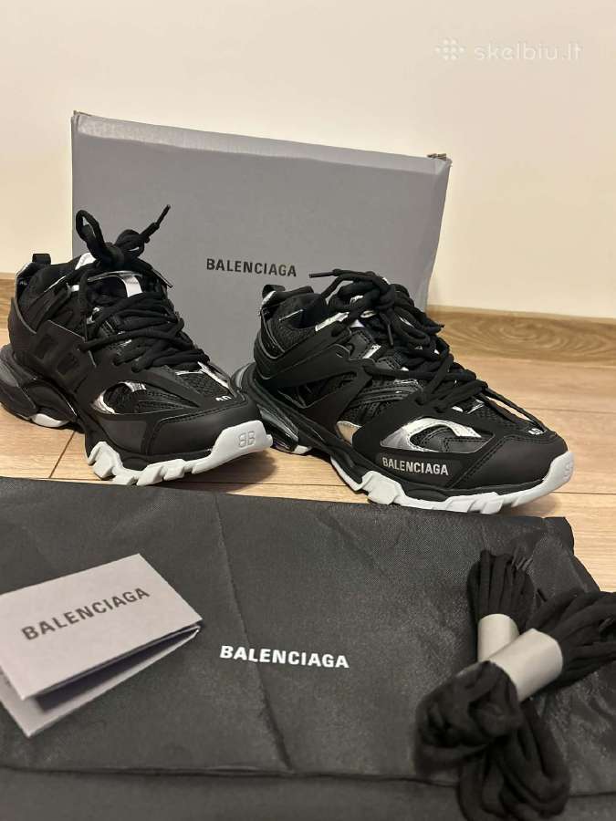 Balenciaga Track