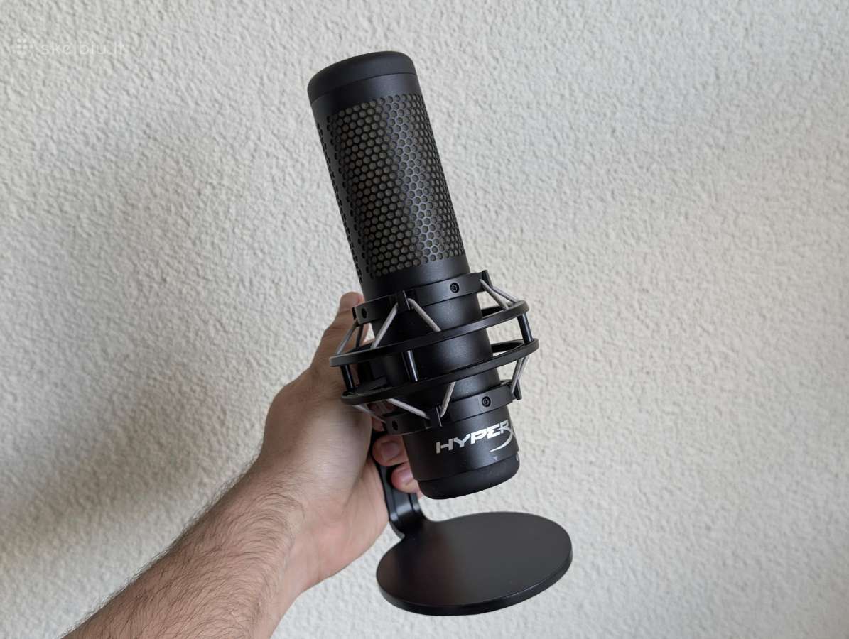 Parduodamas Hyperx Quadcast S mikrofonas