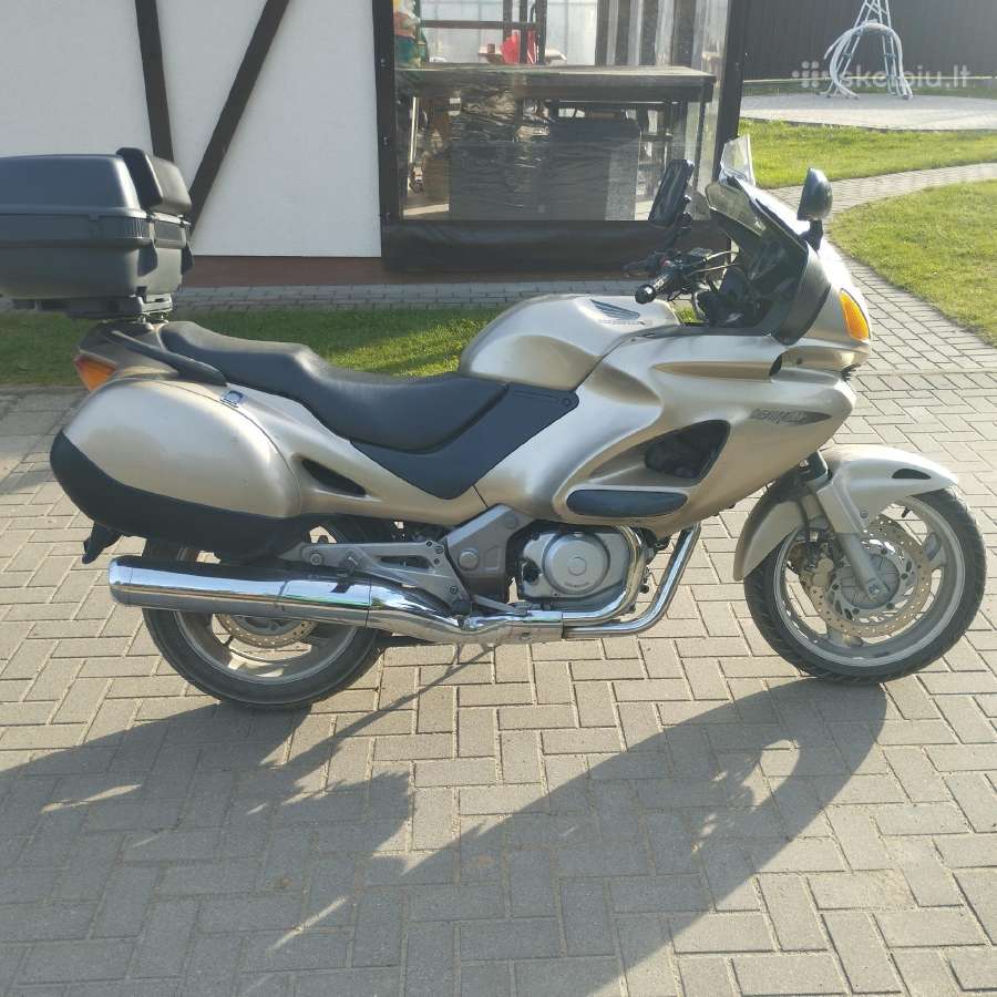 Parduodama Honda Nt 650
