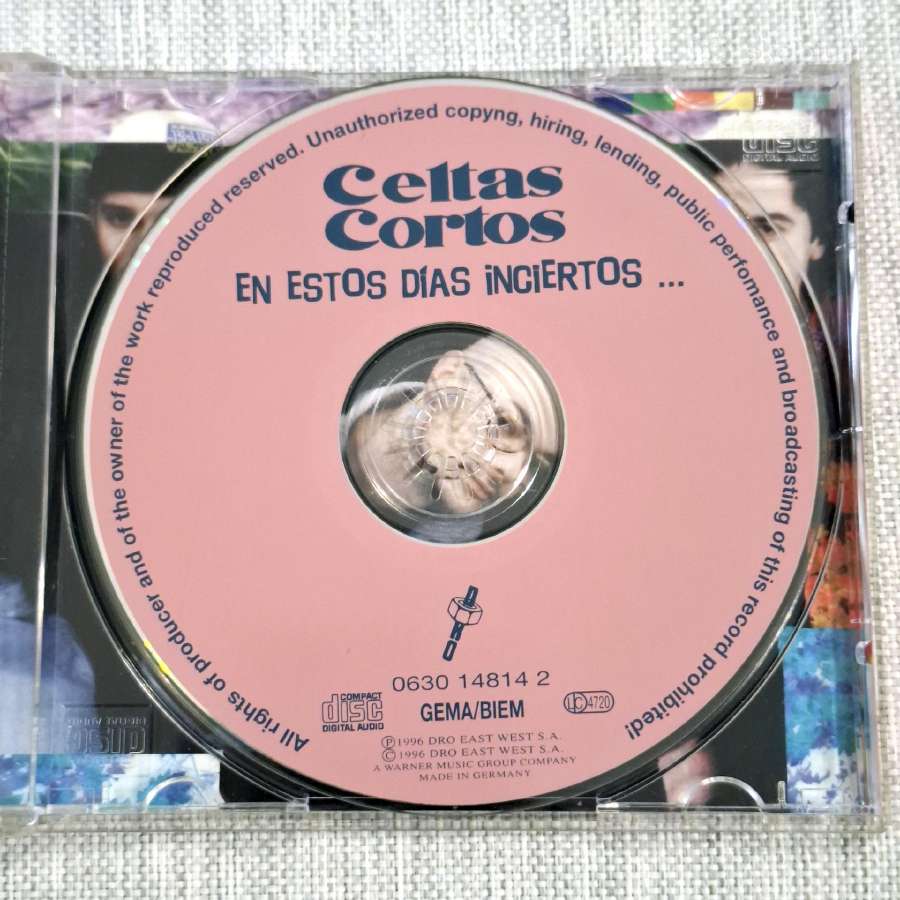 Celtas Cortos - En Estos Dias Inciertos (CD) - nuotraukos Nr. 4