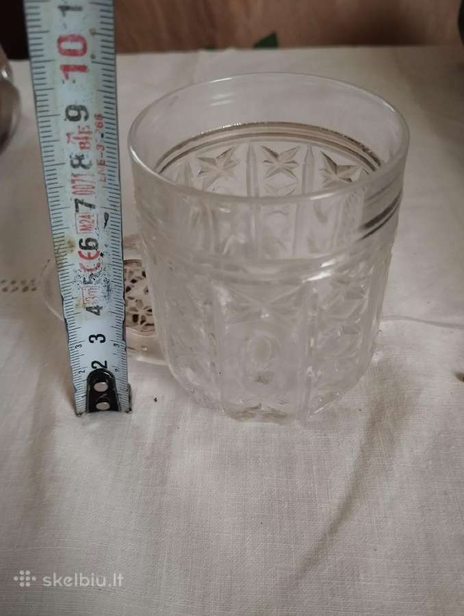 Stikliniai bokaliukai