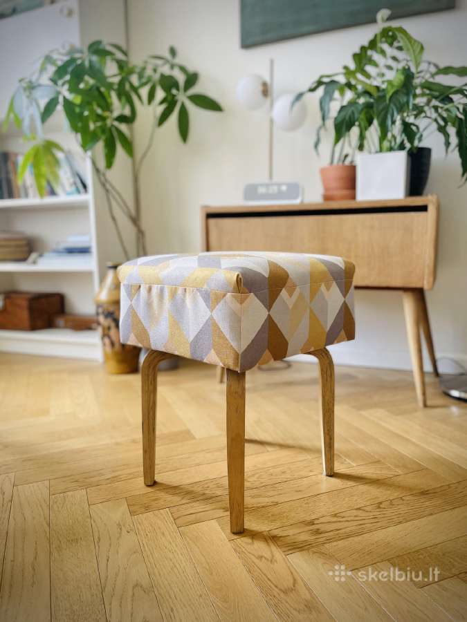 Restauruota vintažinė taburetė - nuotraukos Nr. 3