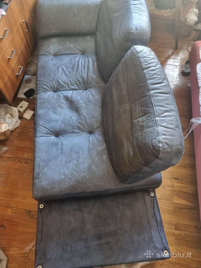 Odinė sofa, italų gamybos