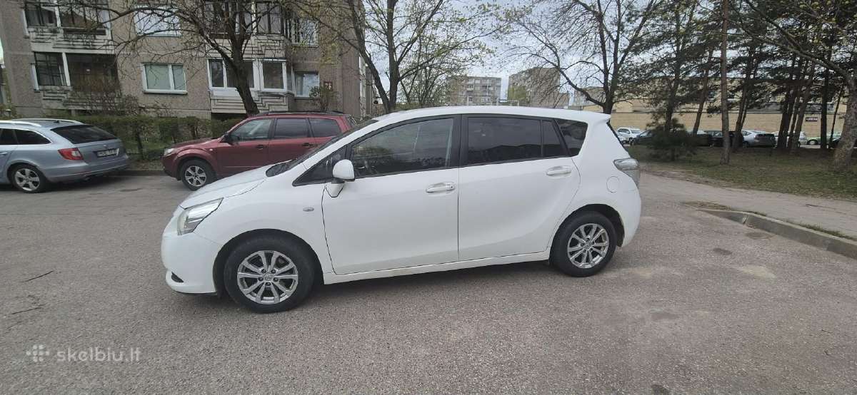 Parduodama Toyota Verso 2012.12.07 m.