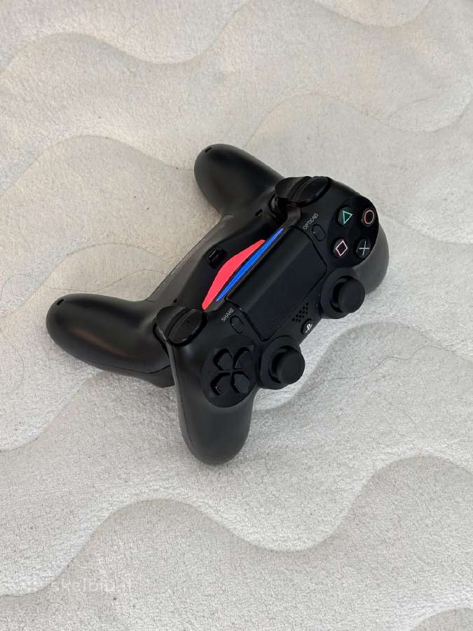 Ps 4 pro 1 TB - nuotraukos Nr. 4