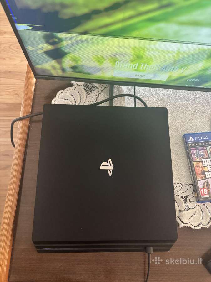Ps 4 pro 1 TB - nuotraukos Nr. 5