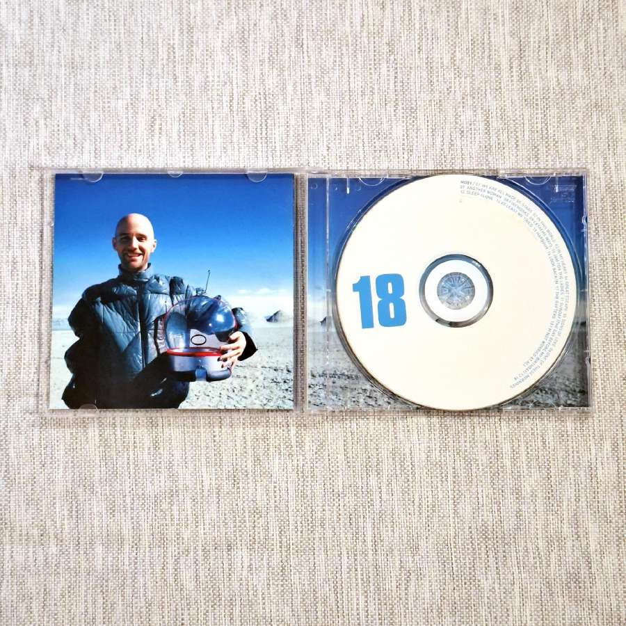 Moby - 18 (CD, Albumas) - nuotraukos Nr. 3