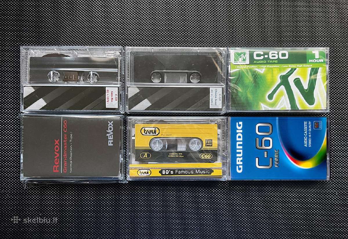 Naujos audio kasetės