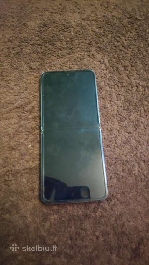 Samsung Galaxy Flip 4