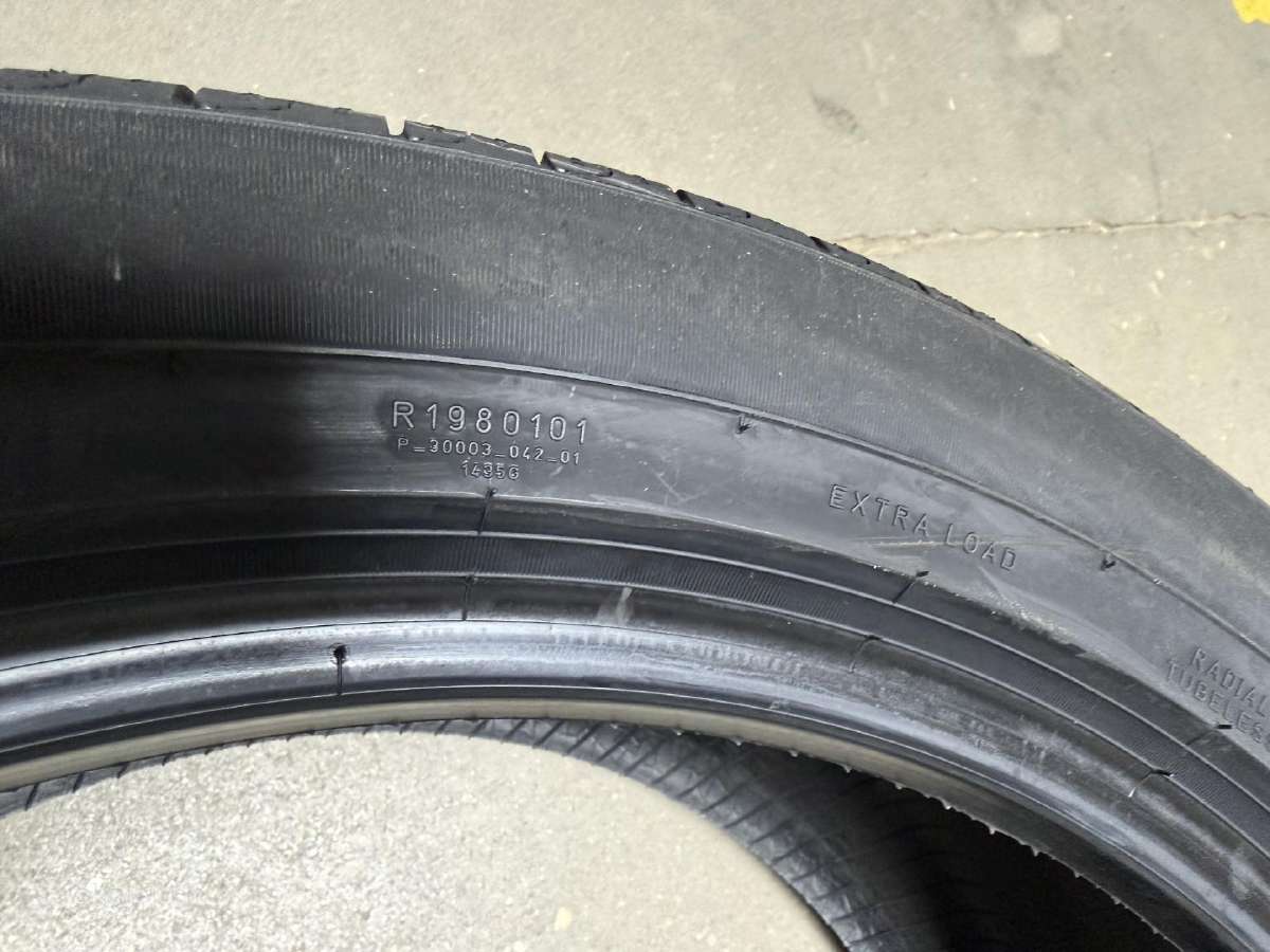 Naujos Pirelli Scorpion Verde 285/40 R21