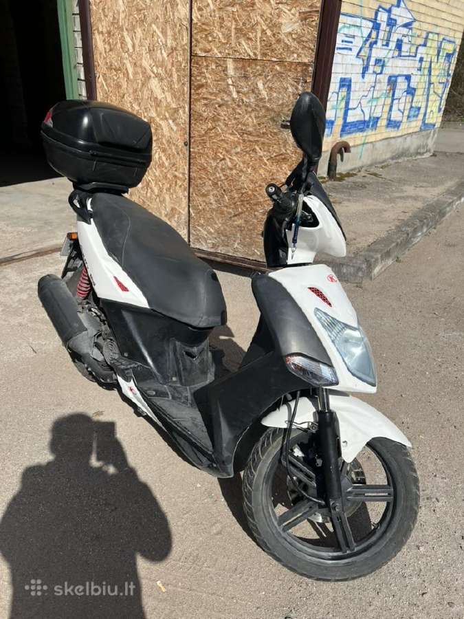Motoroleris Kymko Agility 125