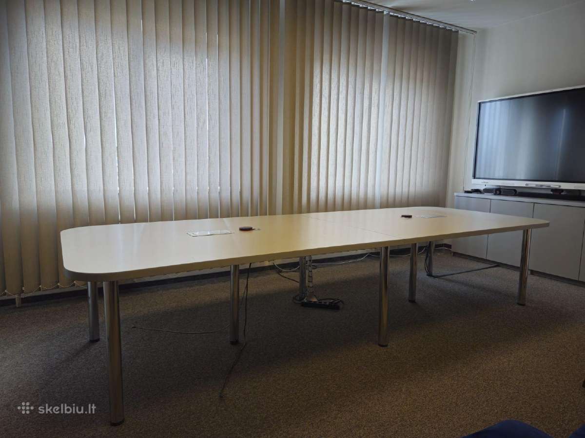 Konferencijų stalas