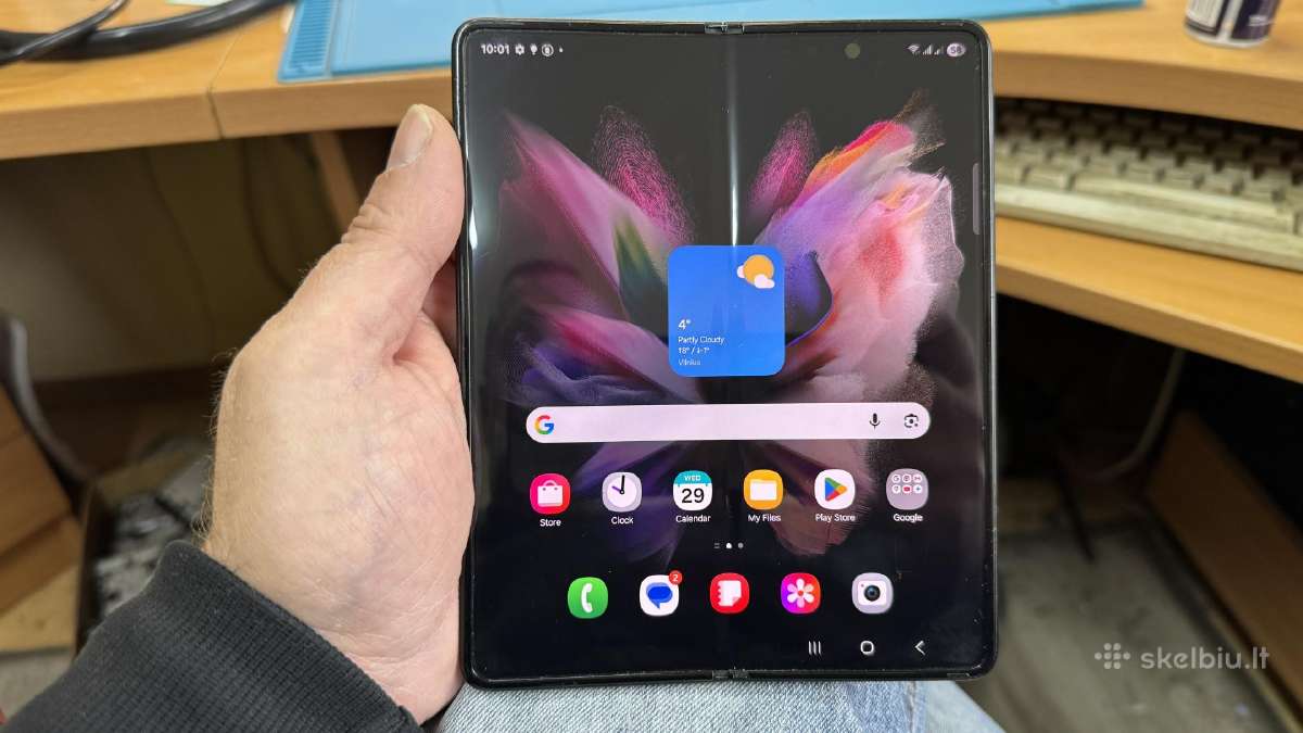 Samsung galaxy z fold3 vidinis ekranas
