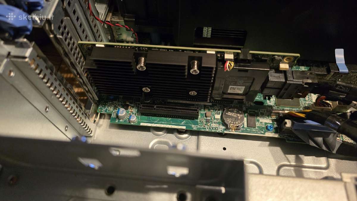 Dell Poweredge T330 E3-1220 V5 16gb H730 8x Lff - nuotraukos Nr. 6