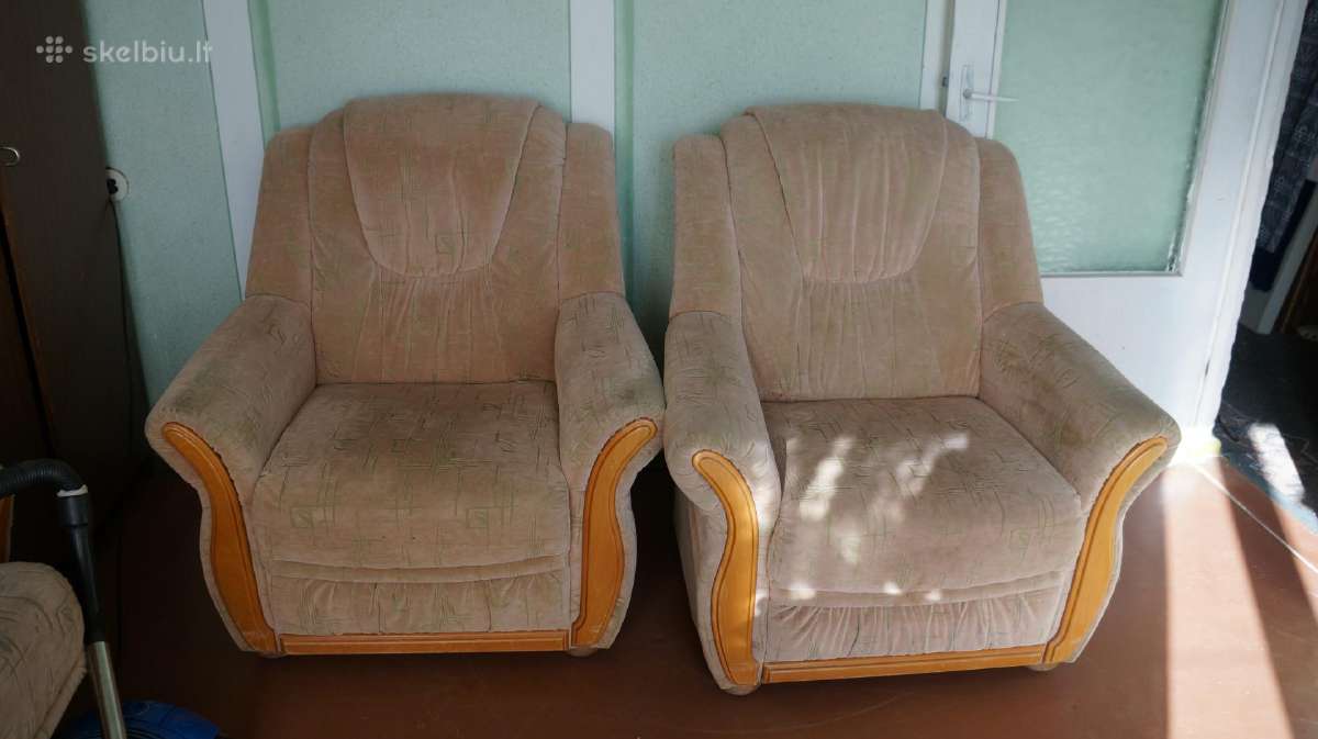 Du foteliai ir sofa