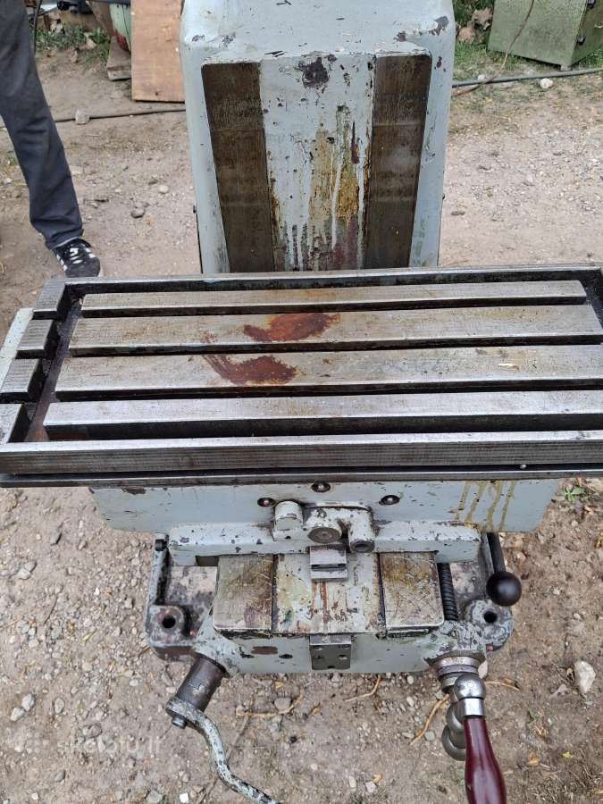 Vertikalios metalo drožimo staklės - nuotraukos Nr. 2