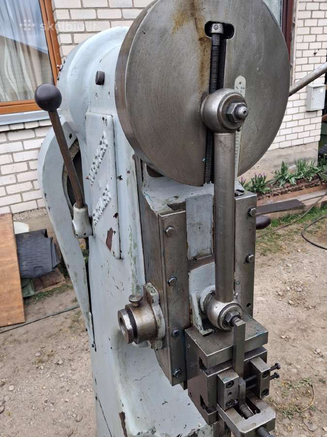 Vertikalios metalo drožimo staklės - nuotraukos Nr. 3