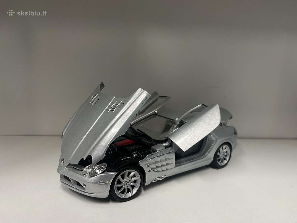 Kolekciniai modeliukai-mercedes Benz