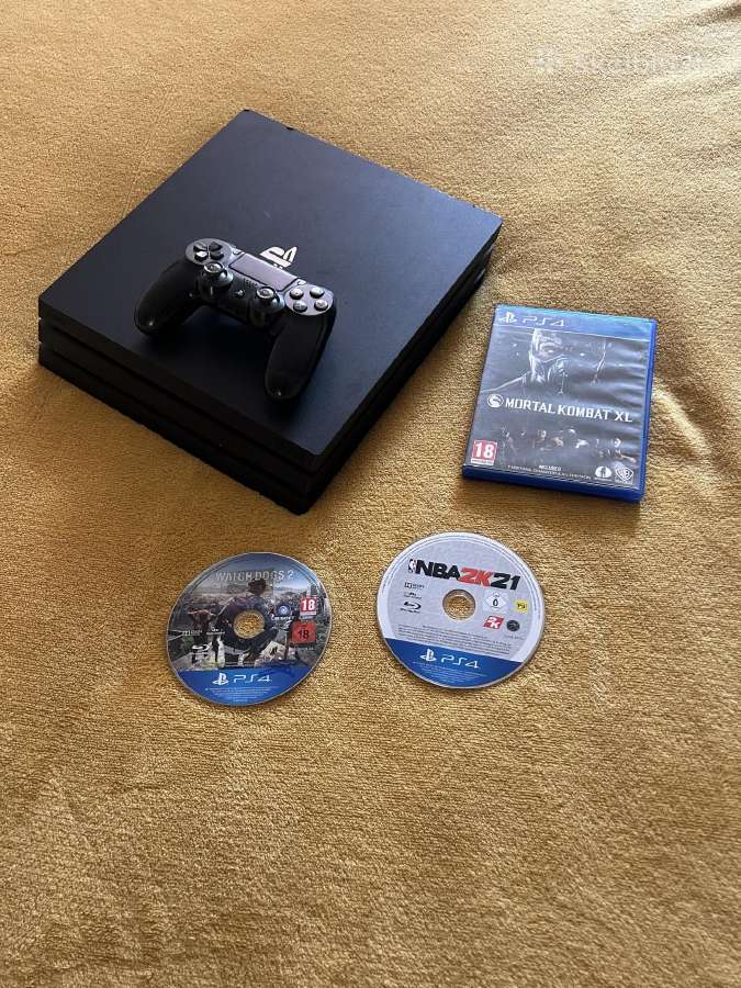 Ps4 pro + 3 zaidimai