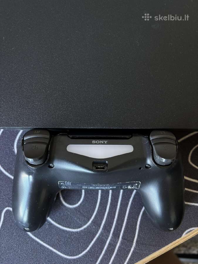 Playstation 4pro 1terabaito - nuotraukos Nr. 7