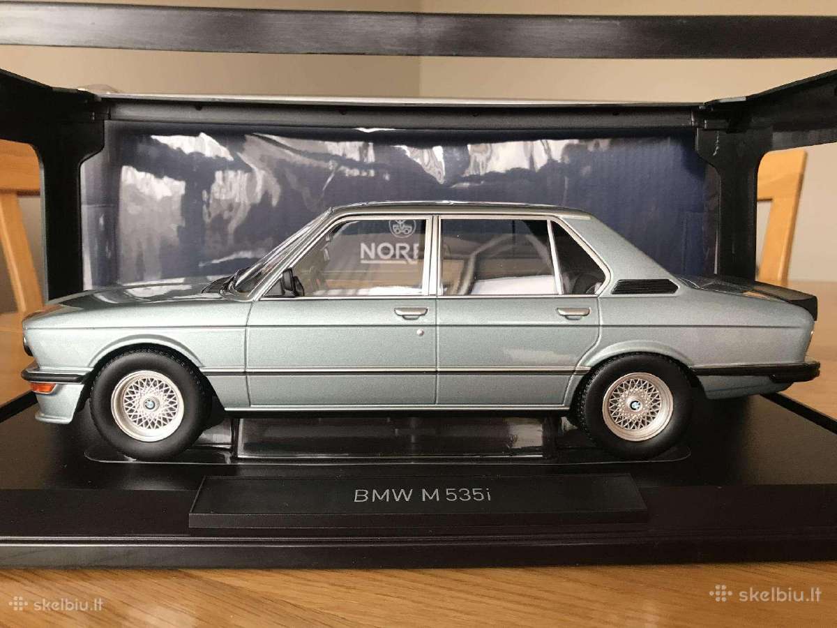Bmw M535i (E12)