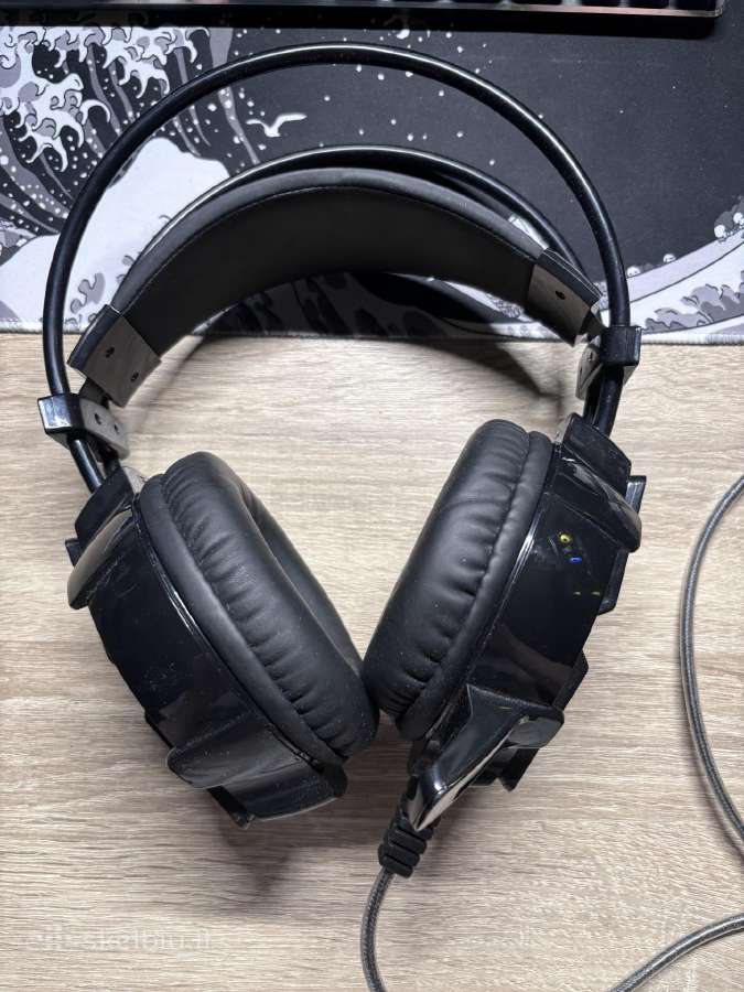 Deltaco Gaming ausinės su LED apšvietimu
