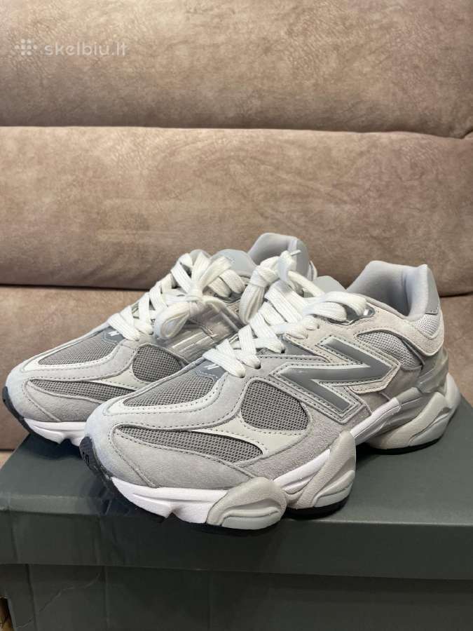 Nauji New Balance 9060