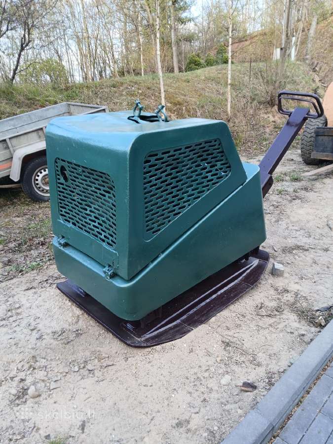 Vibroplokšte Swepac Fb700